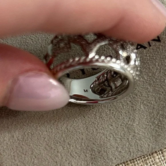 David Yurman Intricate Silver Ring - Picture 5 of 11